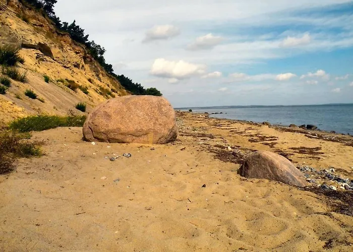 Vakantiehuis In Ruegen With 3 Bedrooms Garz (Rugen)